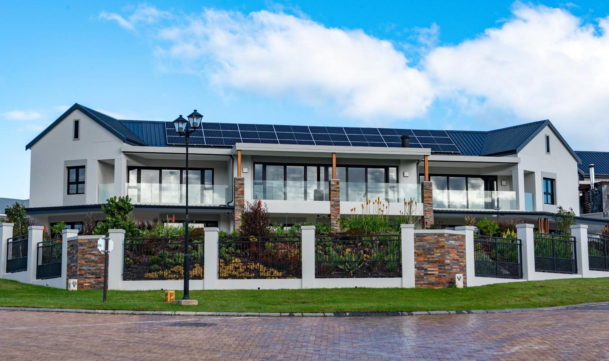 The Peaks - Kingswood Golf Estate Apartment George