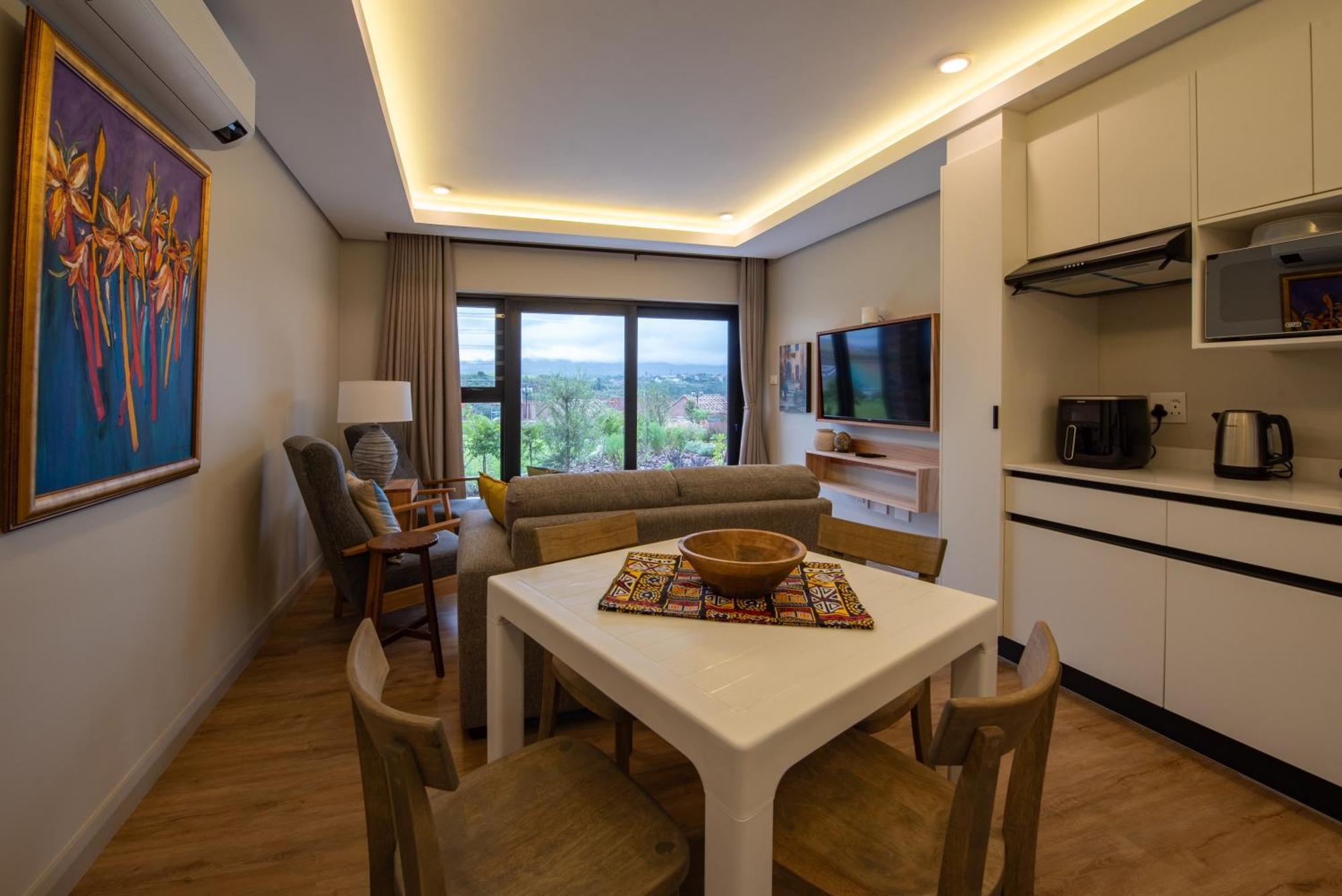 The Peaks - Kingswood Golf Estate Apartment *